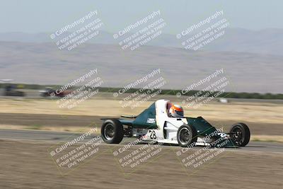 media/Jun-02-2024-CalClub SCCA (Sun) [[05fc656a50]]/Group 4/Qualifying/